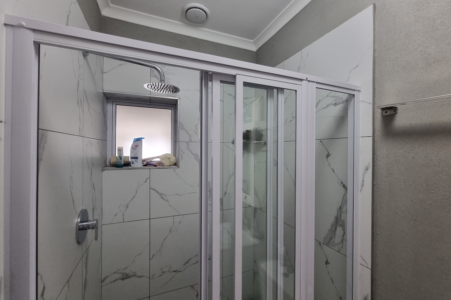 2 Bedroom Property for Sale in Beachfront Western Cape